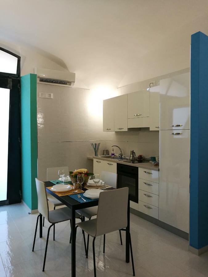 Holidayhouse089 Salerno Eksteriør billede
