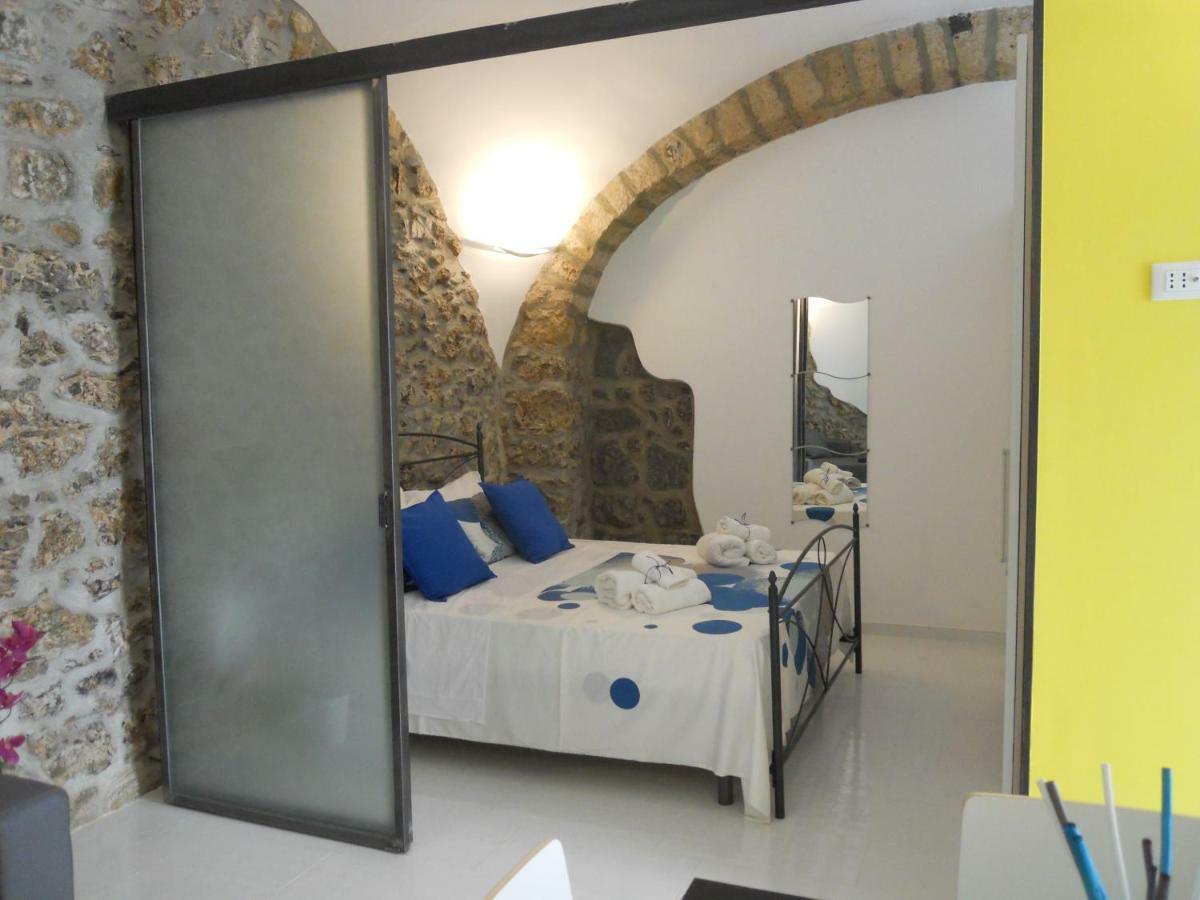 Holidayhouse089 Salerno Eksteriør billede